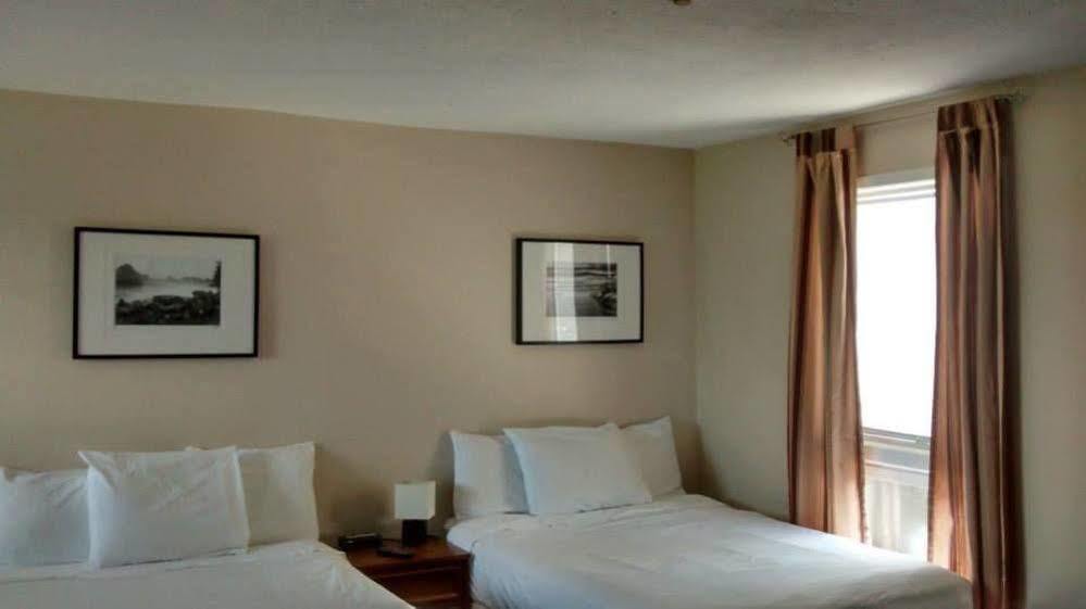 Wheel Inn Motel New Liskeard Exterior foto