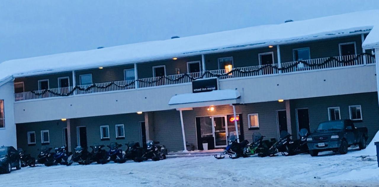 Wheel Inn Motel New Liskeard Exterior foto